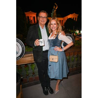 Kinga Mathe und Oliver Pocher