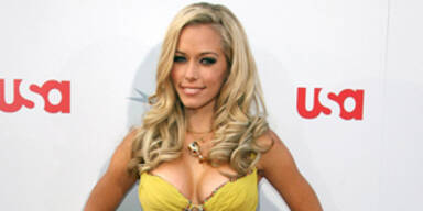 Kendra Wilkinson KON