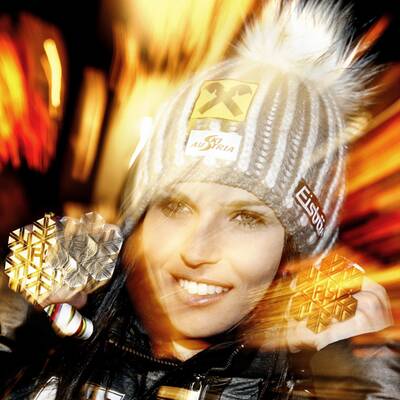 Die besten Bilder von Annas Gold-Party