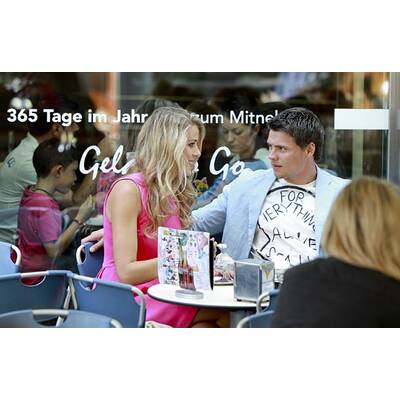 Tatjana Batinic und Sebastian Boenisch turteln in Wien