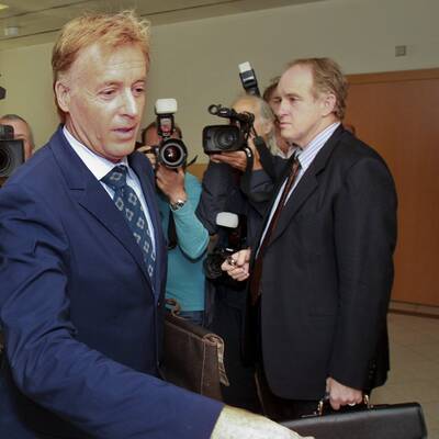 Ein weiterer Zeuge soll gehört werden.