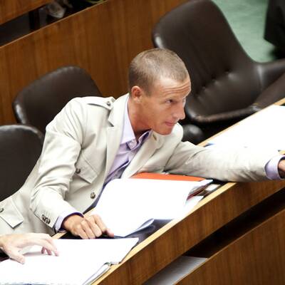 Hitzige Debatten im Parlament