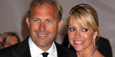 Kevin Costner & Christine Baumgartner