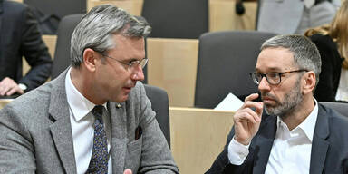 Kickl stichelt weiter gegen Hofer
