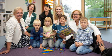 "Oase und 2. Zuhause": Mikl-Leitner er&ouml;ffnet Kindergarten