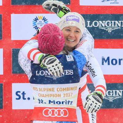 So emotional feiert Michaela Kirchgasser