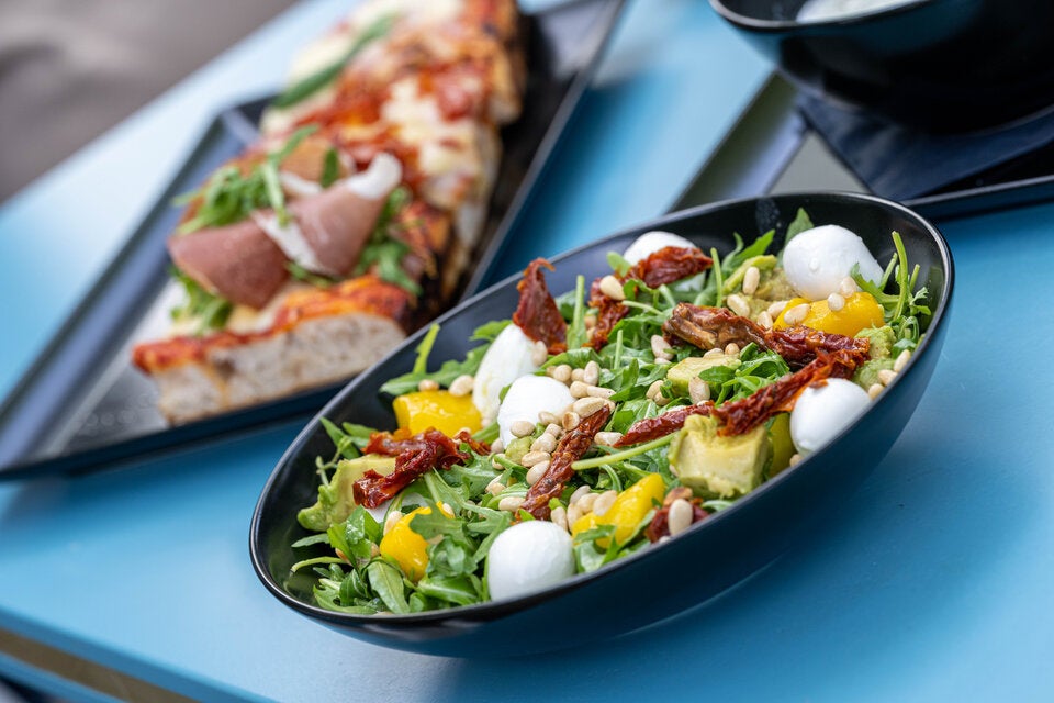 Die schönsten Rooftop-Bars, Grün-Oasen und Schanigärten in Wien