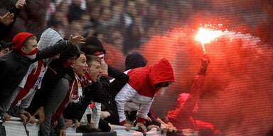 1. FC Köln abgestiegen - Krawalle