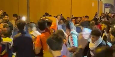 Barca-Coach Koeman von Fans attackiert