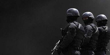 Hier gehen 5 TONNEN Kokain in Rauch auf