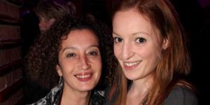 Konstanze Breitebner mit ihrer Tochter