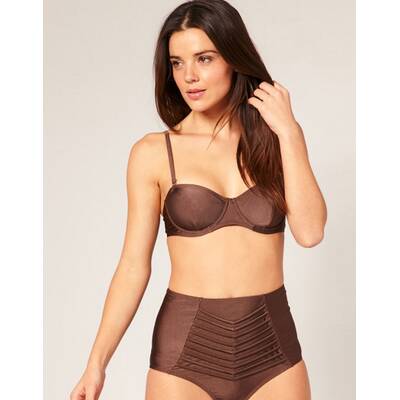 Bikinis im Retro-Look