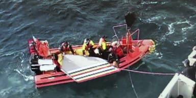 Frachtflugzeug stürzt ins Meer