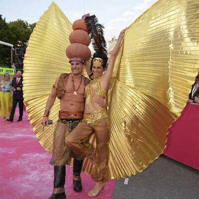 Die schrägsten Kostüme am Life Ball