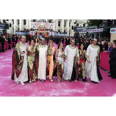 Die schrägsten Kostüme am Life Ball