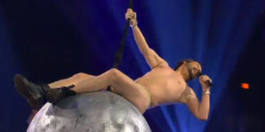 Robert Kraty macht die Miley!