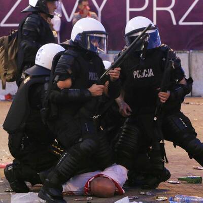 Schwere Ausschreitungen in Warschau