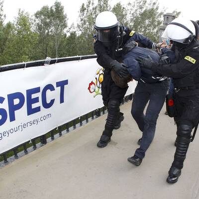 Schwere Ausschreitungen in Warschau