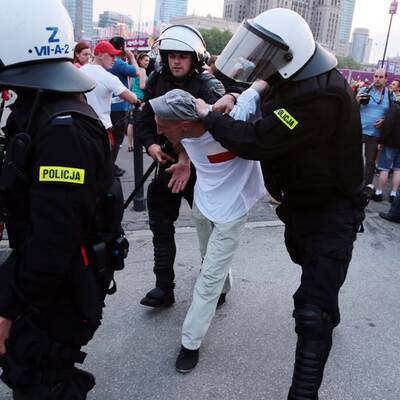 Schwere Ausschreitungen in Warschau