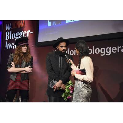 MADONNA Blogger Award
