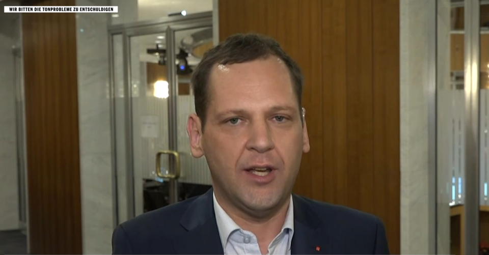 Ein Neuwahl-Antrag? Es sind gleich drei!