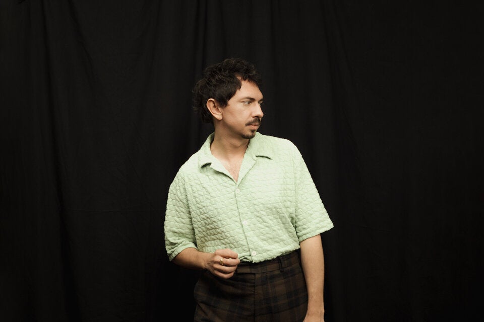 Julian Le Play ist auf der Bühne des Wolkenturms zu sehen.