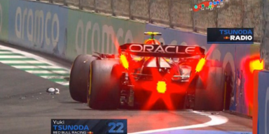 Crash-Ärger: Red-Bull-Star schrottet seinen Boliden