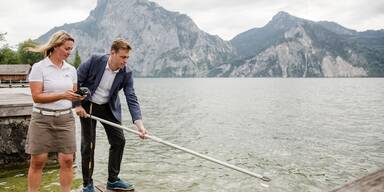 LR Stefan Kaineder am Traunsee