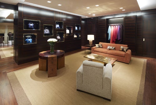 Louis Vuitton eröffnete Damenabteilung