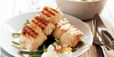 Lachs-Spiesse
