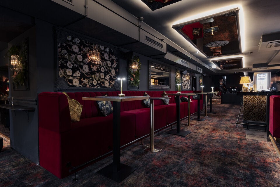 Neue Szene-Bar im Herzen Wiens: La Dorée feiert glanzvolle Eröffnung