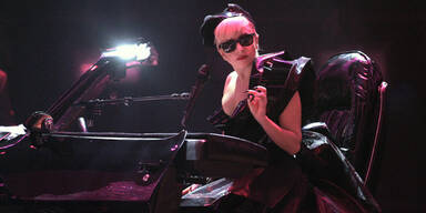 Lady Gaga zu wild für Asiens Bühnen
