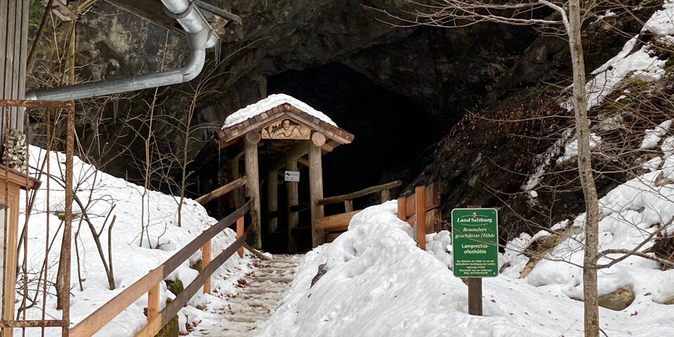 In Höhle gefangen: Taucher sollen Forscher retten