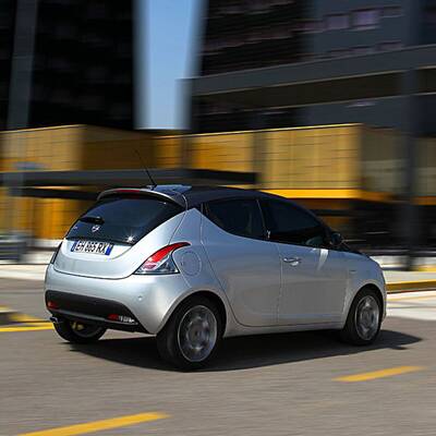 Lancia Ypsilon 2011