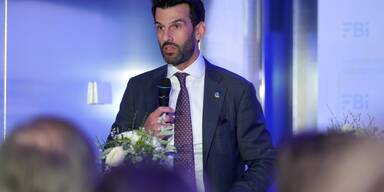 Landbauer dr&auml;ngt auf Verbotsgesetz f&uuml;r politischen Islam