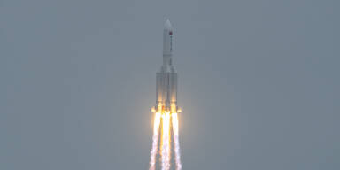 Chinesische Rakete st&uuml;rzt unkontrolliert auf die Erde