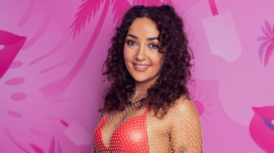 Laura (Love Island)