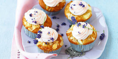 S&uuml;&szlig;es mit Lavendel