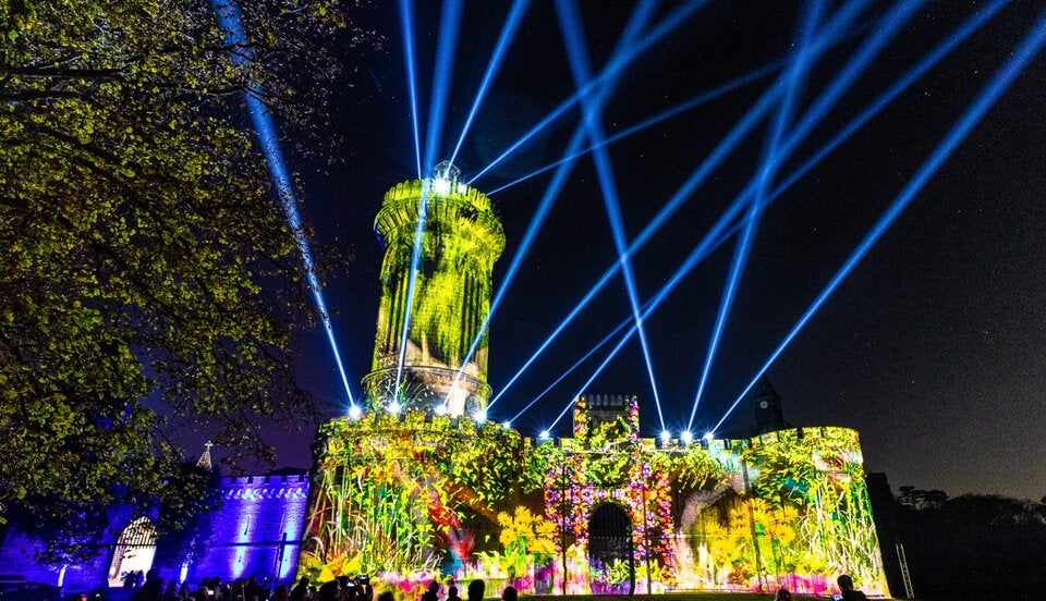 Magische Lichterwelten durch spektakuäre Projektionen