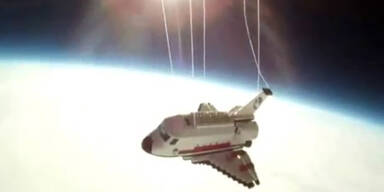 Ein Lego-Shuttle erobert das Weltall