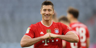 Bayern-St&uuml;rmer Robert Lewandowski beim Torjubel