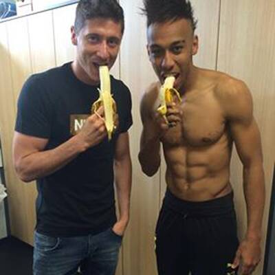 Austria Wiens Ola Kamara und James Holland