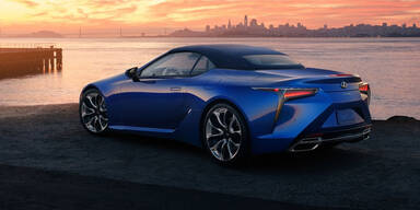 Lexus greift mit dem LC Cabrio an