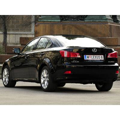 Lexus IS 200d