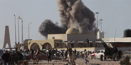 Luftangriff auf Ras Lanuf