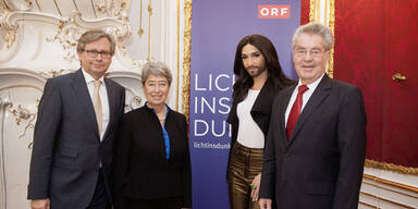 Auftakt zu "Licht ins Dunkel"