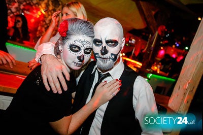 Halloween brachte Partymonster in Stimmung