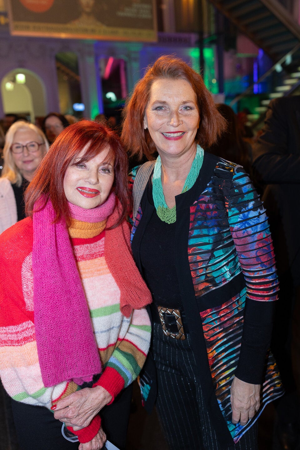 Gerti Senger und Maya Hakvoort. 