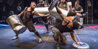 STOMP entfacht im Februar ein Rhythmus-Feuerwerk in MQ