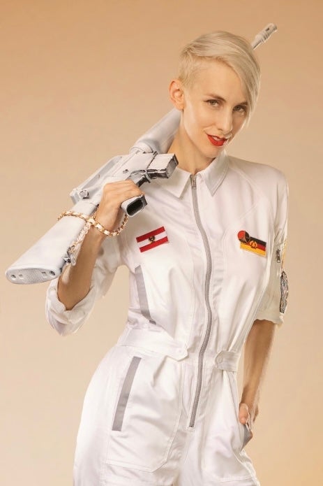 Lisa Eckhart provoziert jetzt als ‘‘Kaiserin Stasi die Erste‘‘